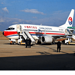 东郊机场快递航空快运业稳步发展的原因是什么？